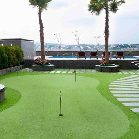 Harris Hotel Sentraland Semarang Ngoại thất bức ảnh