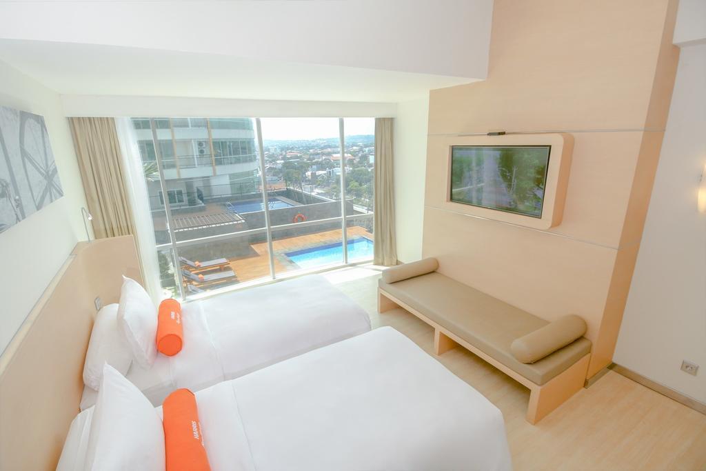 Harris Hotel Sentraland Semarang Ngoại thất bức ảnh