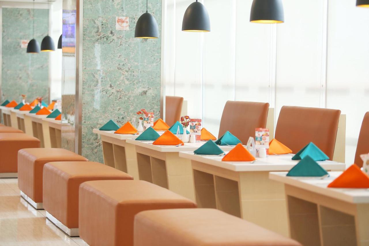 Harris Hotel Sentraland Semarang Ngoại thất bức ảnh