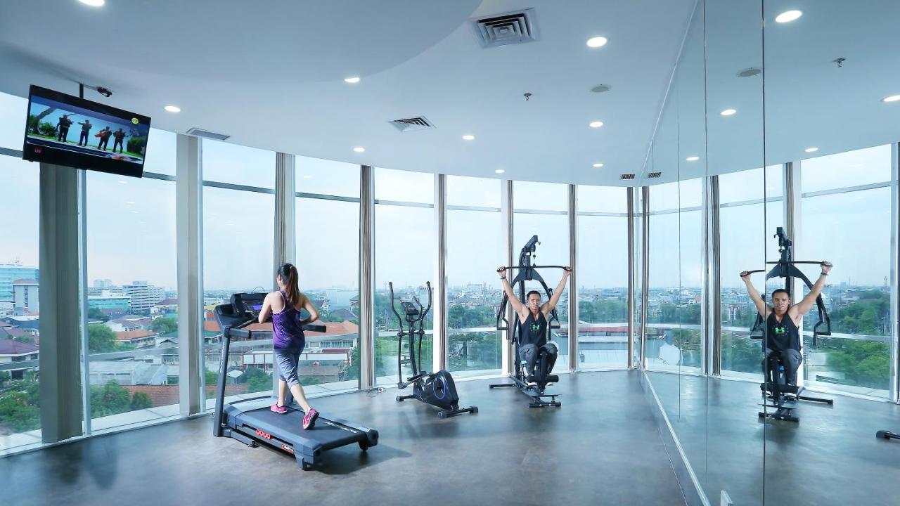 Harris Hotel Sentraland Semarang Ngoại thất bức ảnh
