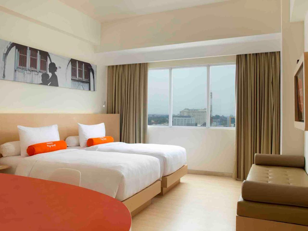 Harris Hotel Sentraland Semarang Ngoại thất bức ảnh