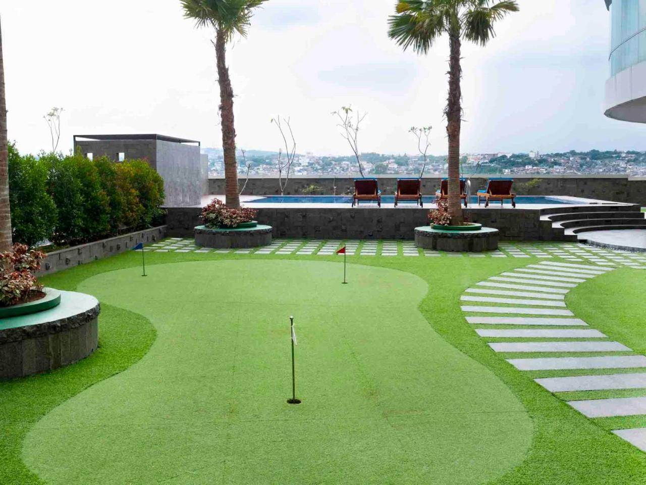 Harris Hotel Sentraland Semarang Ngoại thất bức ảnh